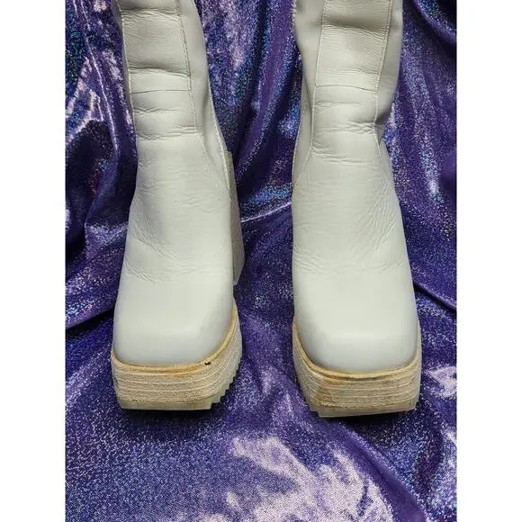 Darker Wavs Dolls Kill Cream Off White Platform Square Toe Zip Up Boots Sz 5 - Picture 3 of 8